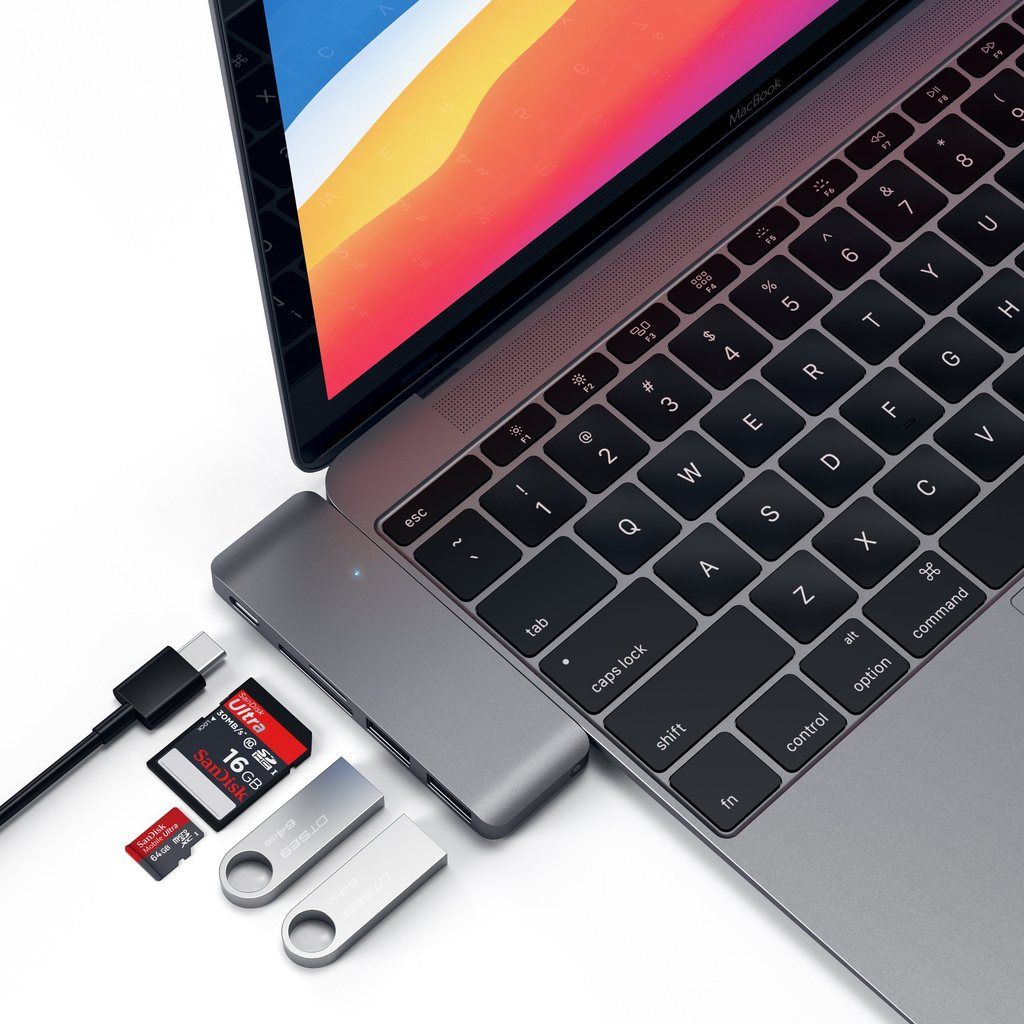 Satechi Type-C Pass-Through USB Hub Space Gray